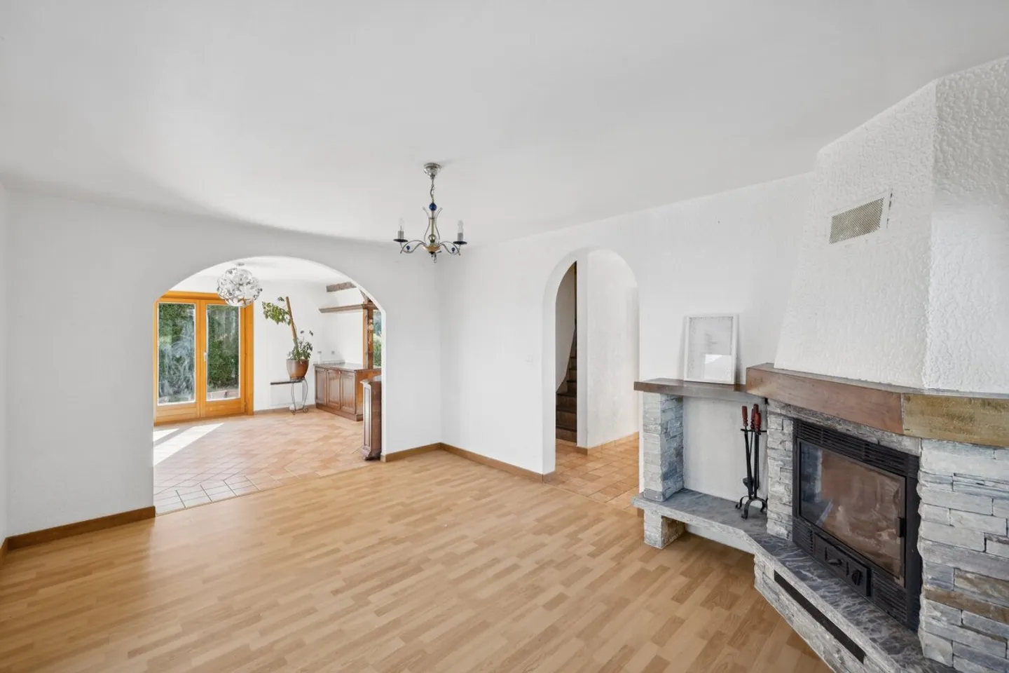 Chalet 5.5 stanze con una vista favolosa, in una residenza secondaria - Foto 4 di 13