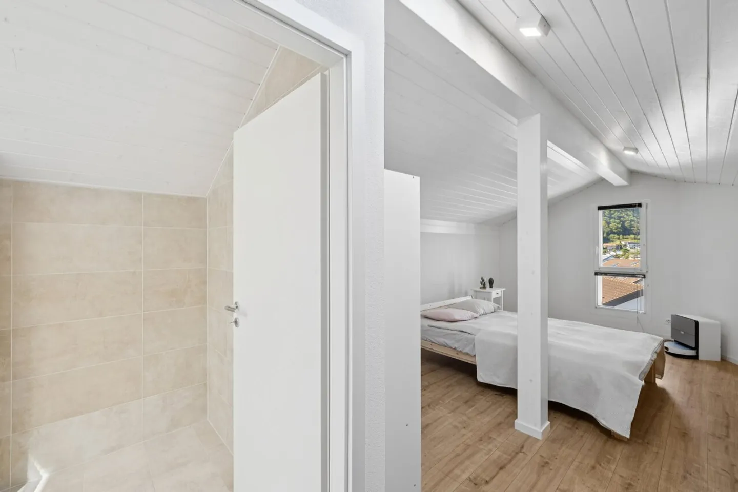 Magnifico duplex di 4,5 locali in mansarda - Foto 9 di 13