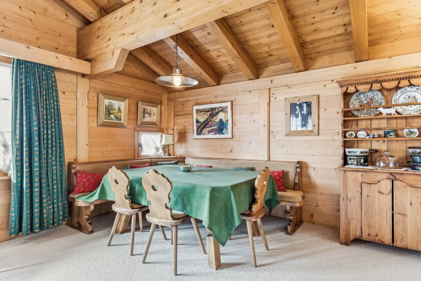 Magnificent Penthouse in Lauenen - Photo 4 of 10