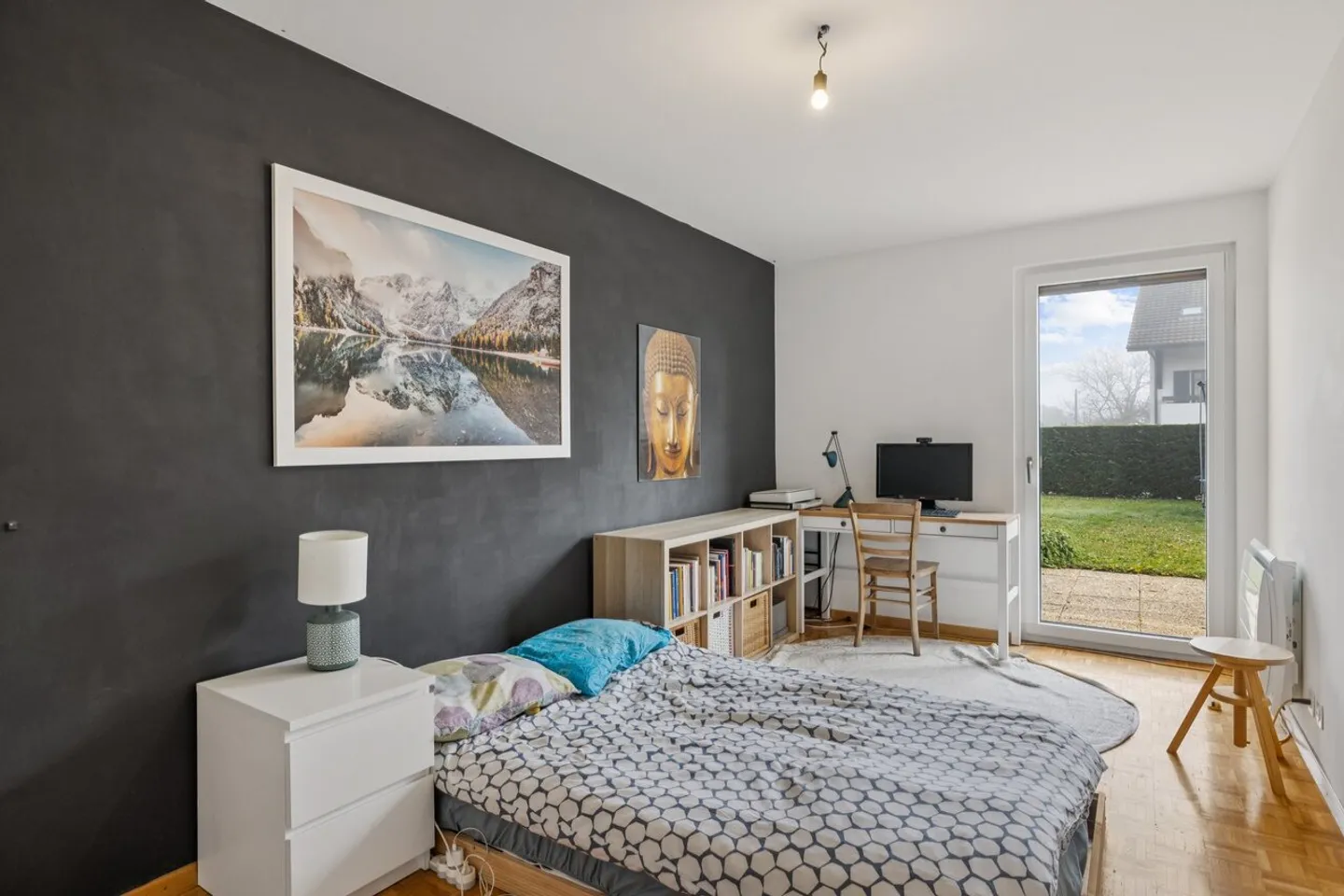 Superb Apartment with large private garden and large terrace - Photo 9 of 13