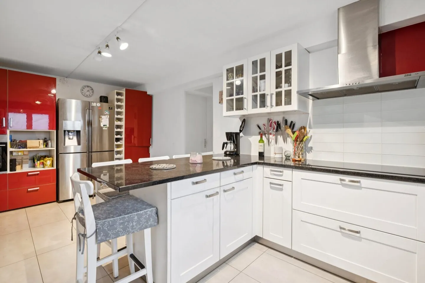 Charming Detached Villa in a Privileged Setting in Founex - Photo 4 of 13