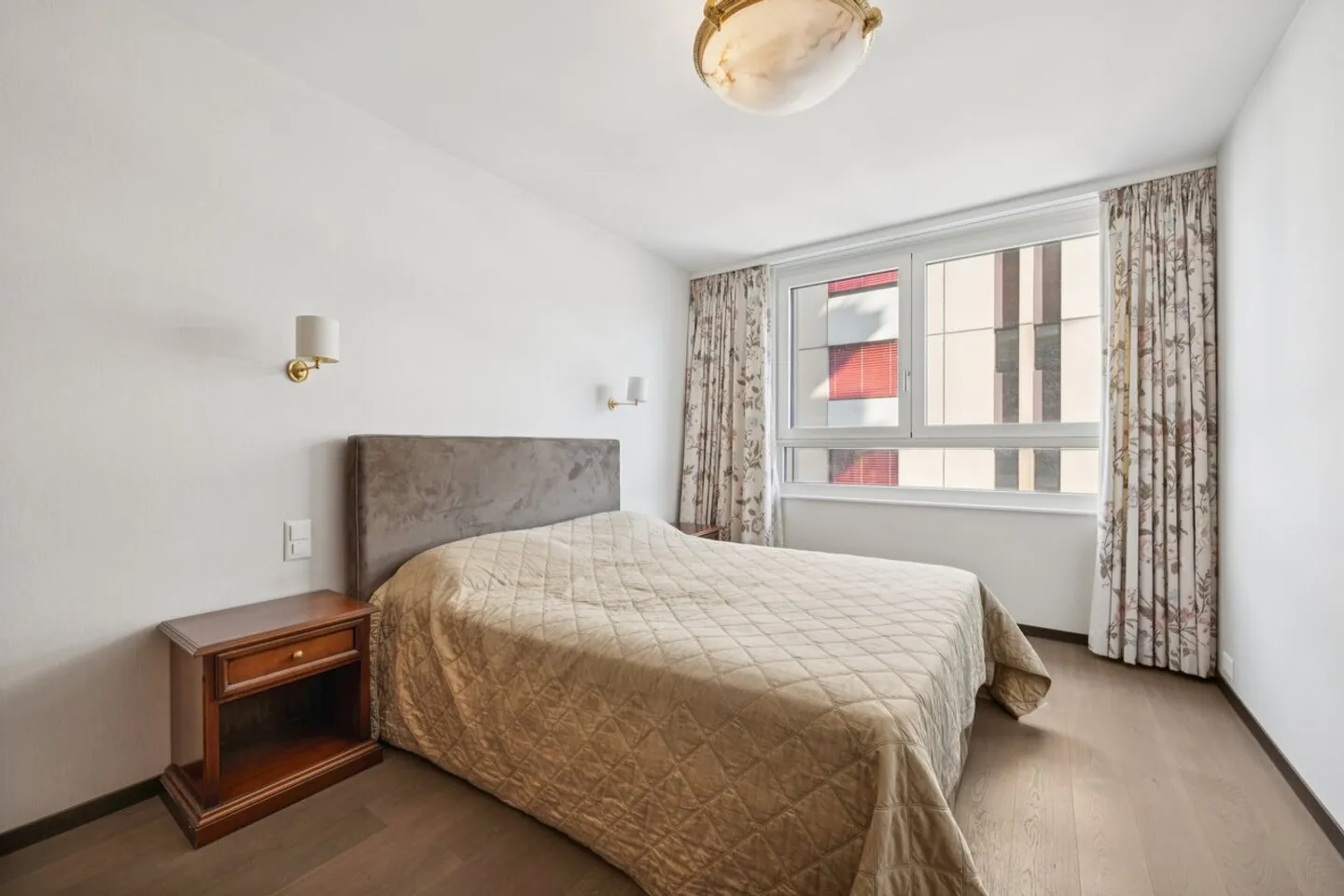 Sotheby's Exklusiv nur wenige Schritte vom See entfernt! - Foto 13 von 13