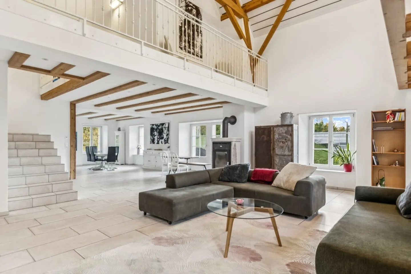 A refuge of soul and light in the heart of the Bernese Jura - Photo 5 of 13