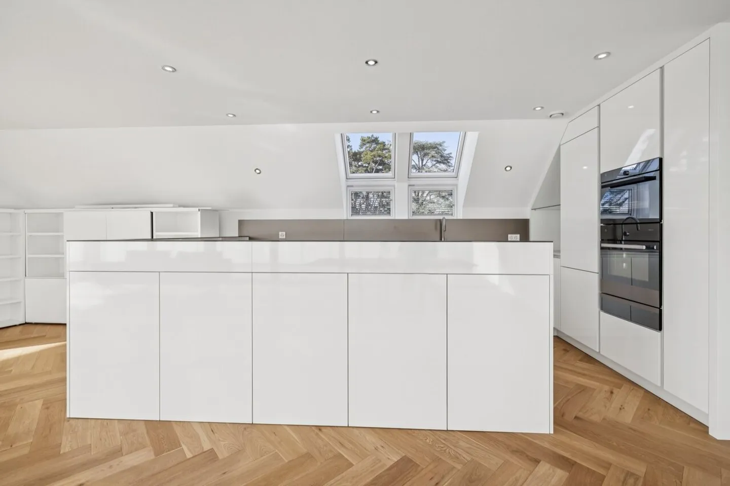 NEW - Contemporary duplex penthouse, panoramic terrace - Photo 12 of 13