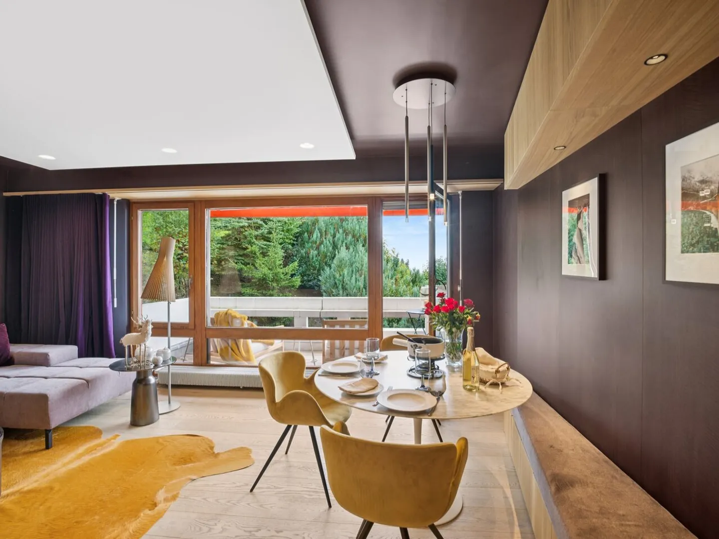 Rare opportunity! Beautifully renovated pied-à-terre, Villars center - Photo 1 of 13