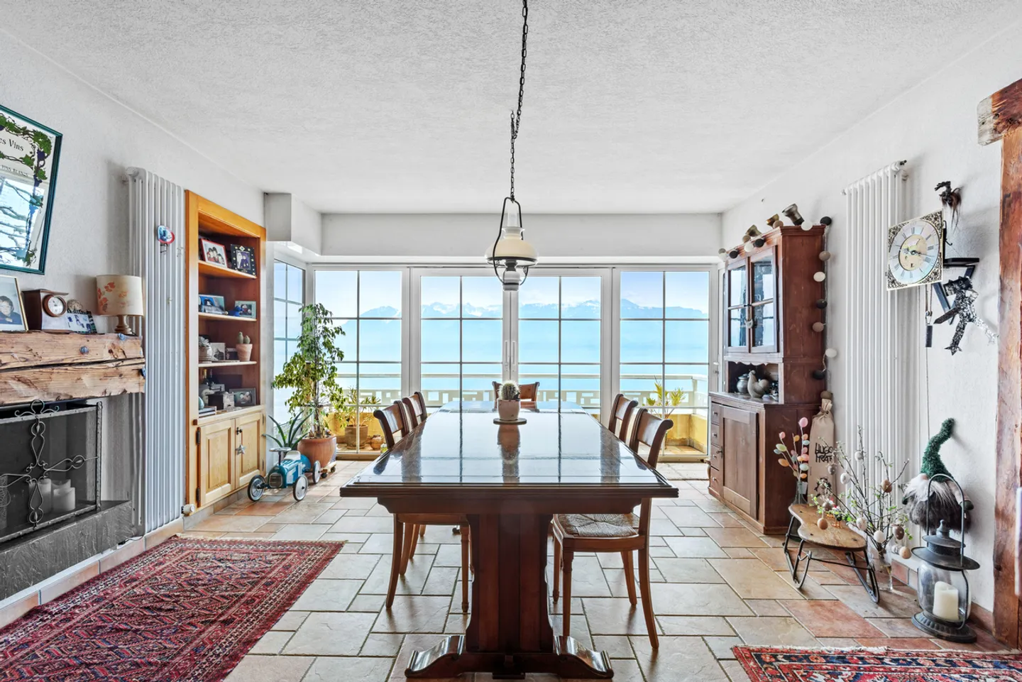 Superba proprietà con vista panoramica sul lago e sulle montagne - Foto 5 di 7