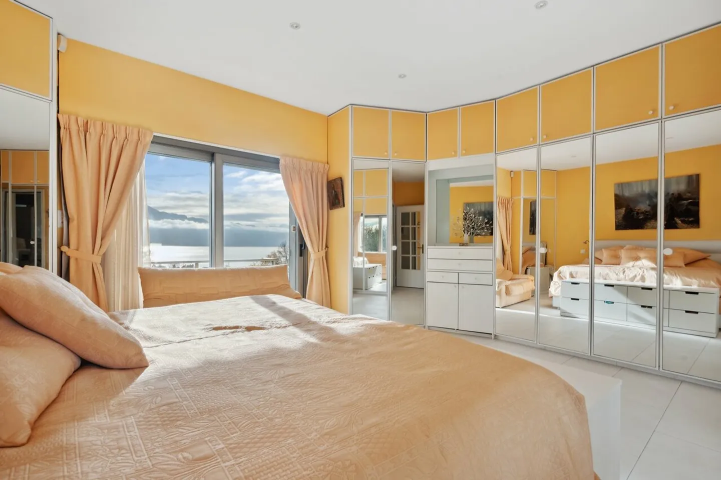 Stupenda casa con vista lago e spa interno - Foto 10 di 13