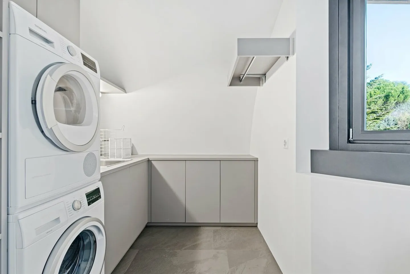 Attico moderno con vista panoramica! - Foto 10 di 12