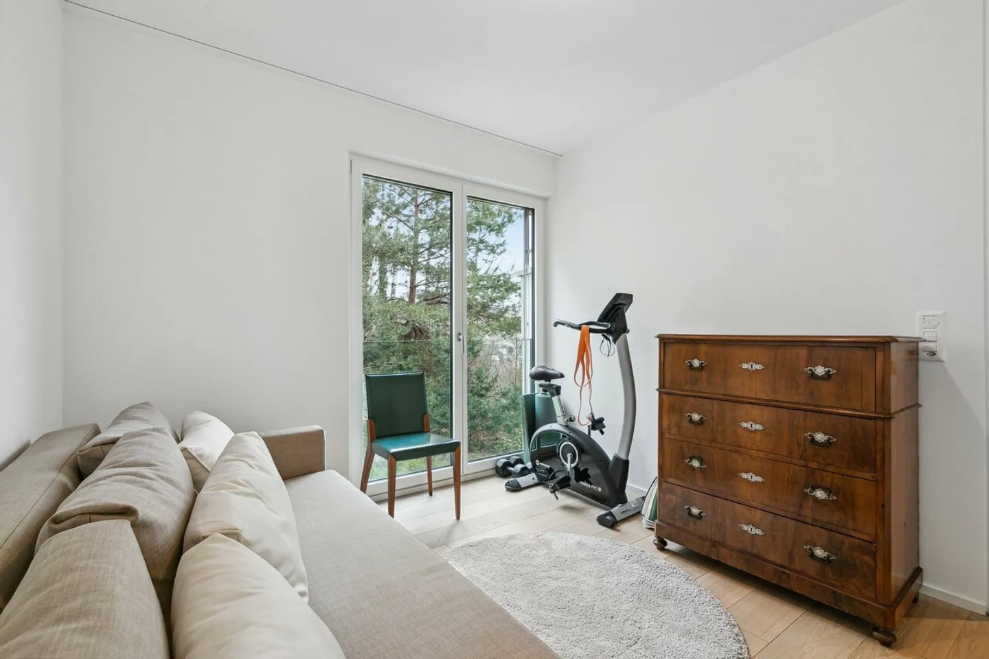 Modern high-end apartment in the heights of Lutry - Photo 10 of 13