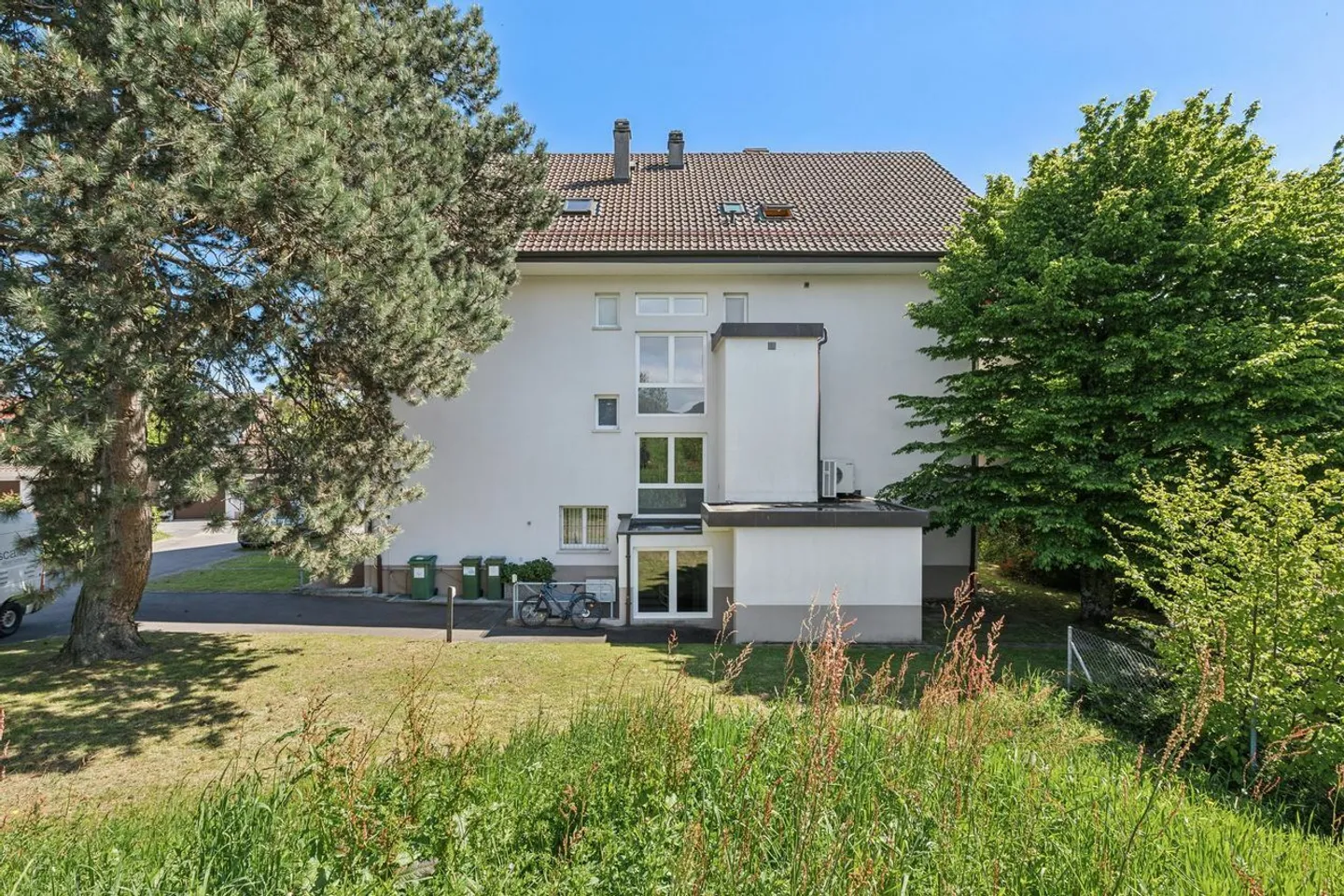 Apartment for rent with great potential in the heart of the village! - Photo 3 of 3