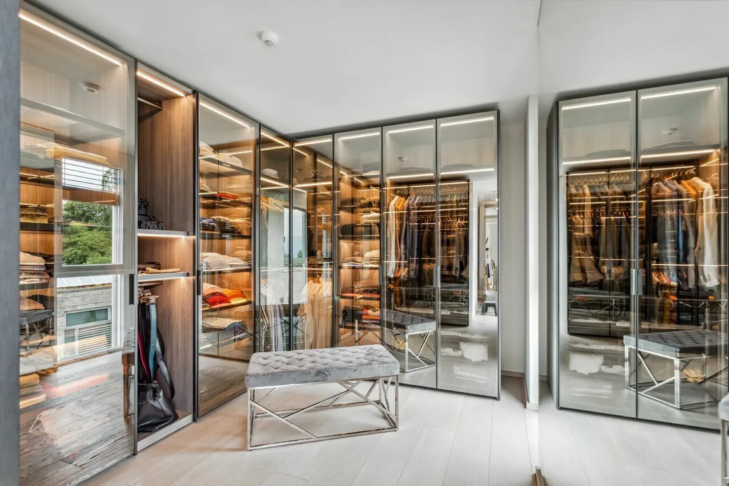 Dream penthouse with panoramic view! - Photo 10 of 12