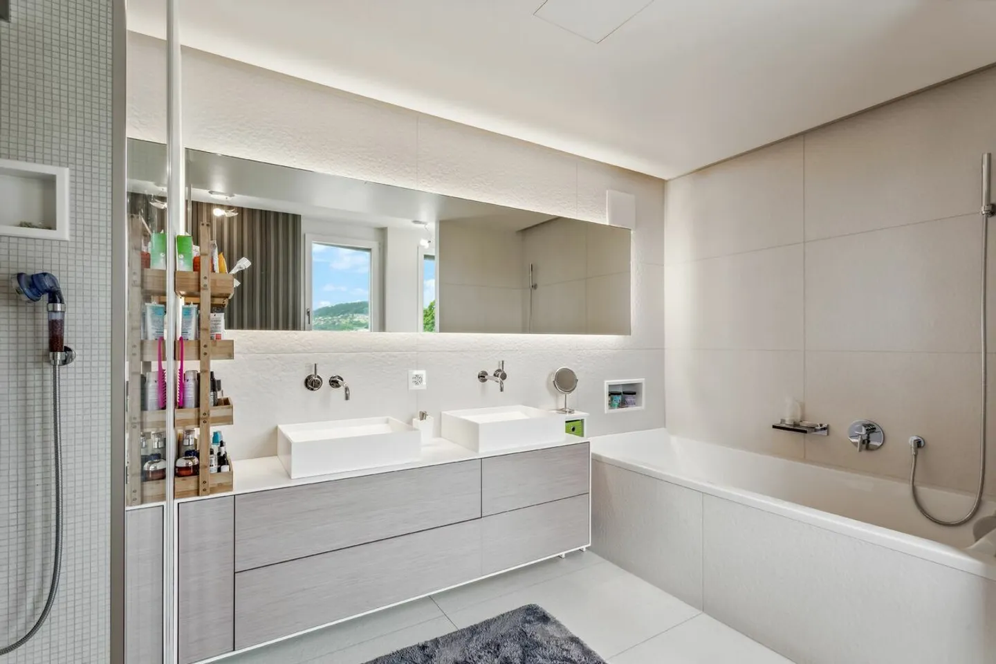 Dream penthouse with panoramic view! - Photo 9 of 12