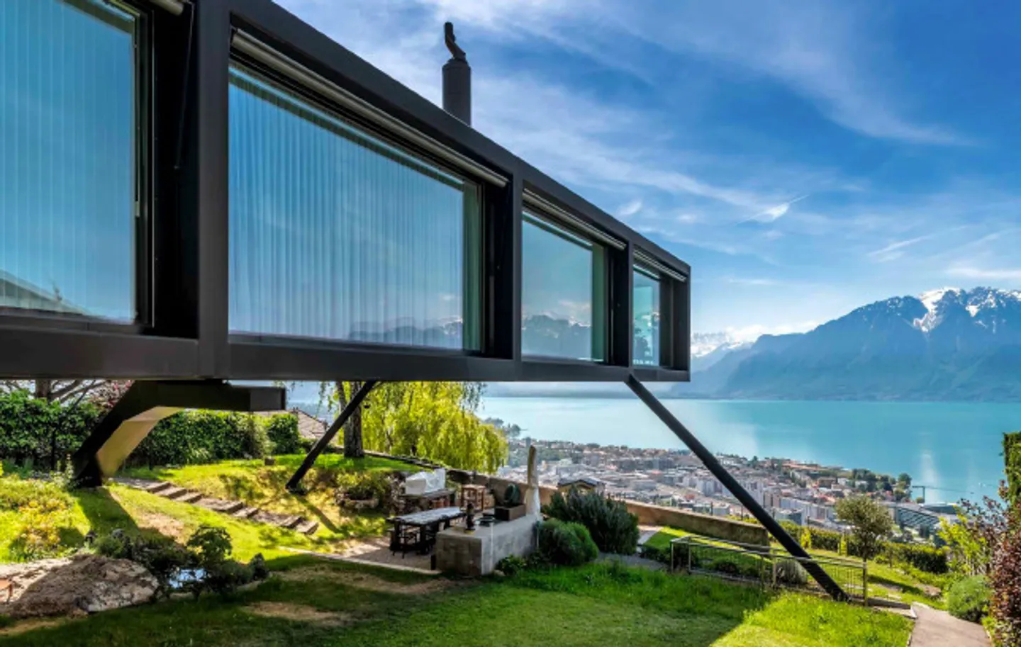 Chef-d'OEuvre au coeur de la Riviera ! Vue à 360°, à 10 minutes de Vevey - Photo 1 sur 13