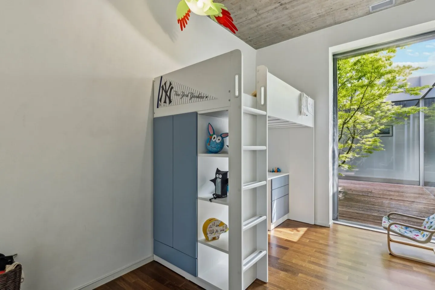 Exceptional apartment with lake view! - Photo 9 of 10