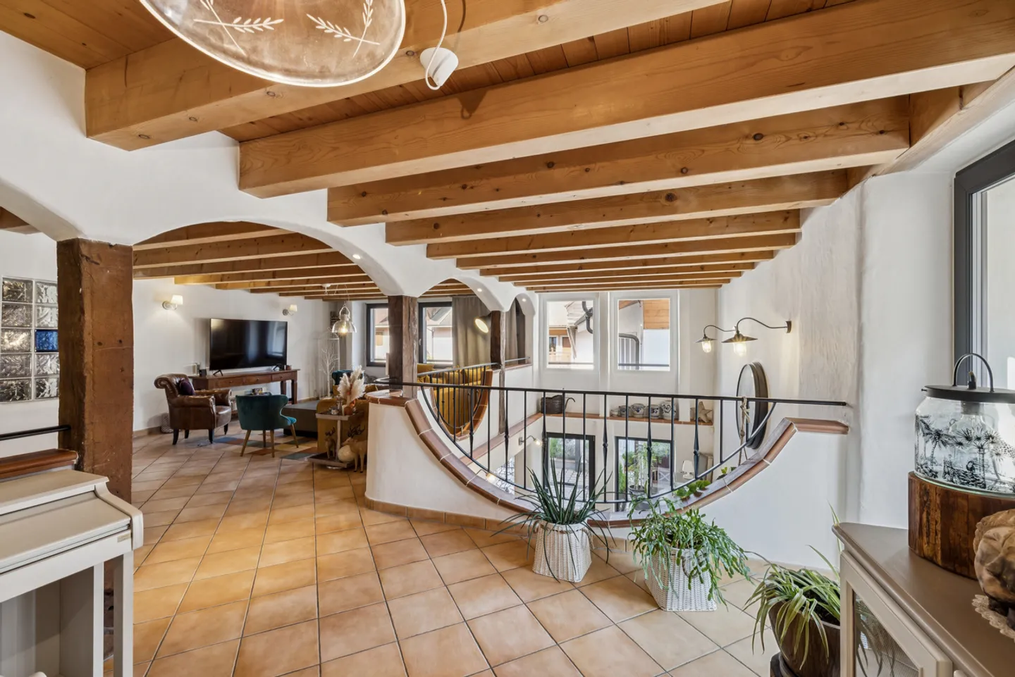 Baisse de prix - Maison villageoise triplex et dépendance by Sotheby's - Photo 5 sur 11