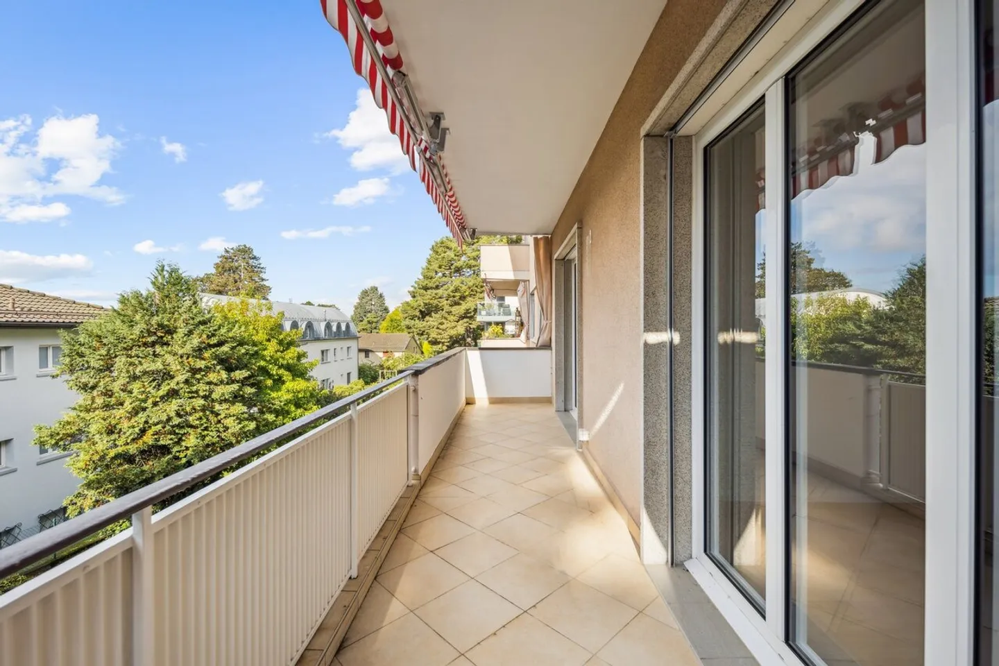 Renovated apartment with care and modernity - Photo 9 of 9