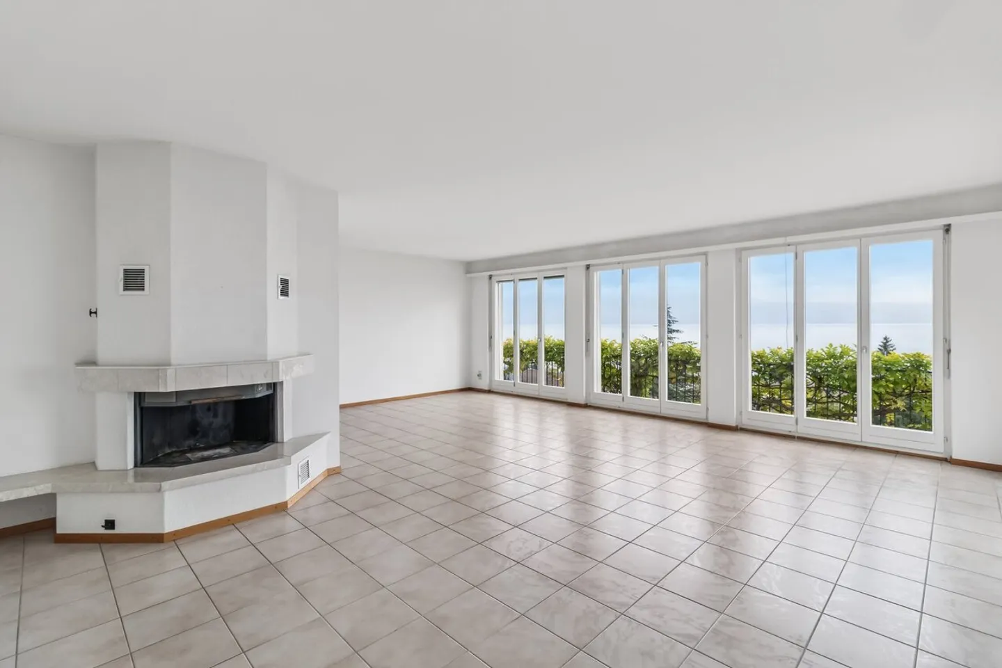 Casa nel cuore dei vigneti con una vista lago superba! - Foto 3 di 8