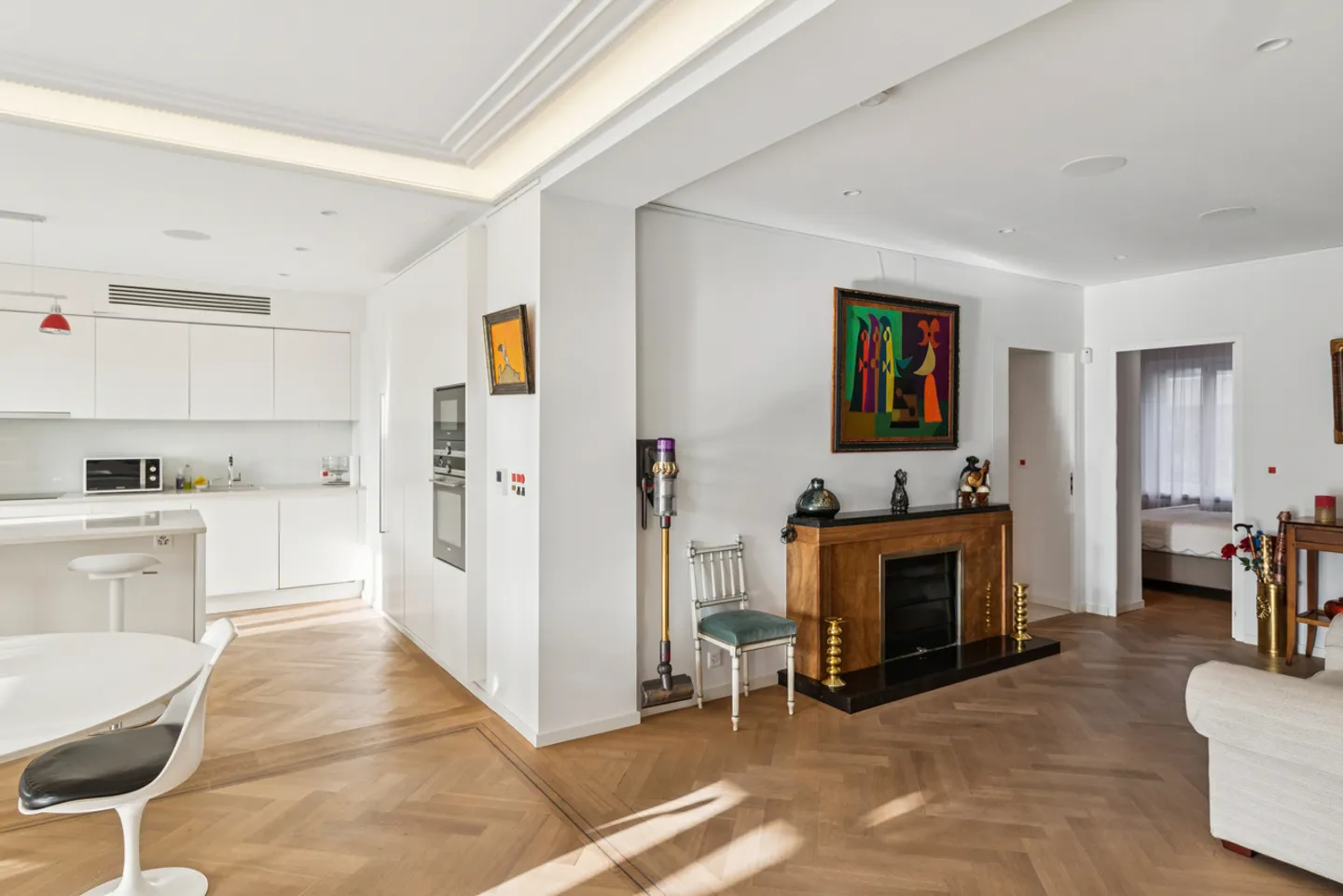 City Center - Magnificent Apartment with Large Terrace - Photo 4 of 8