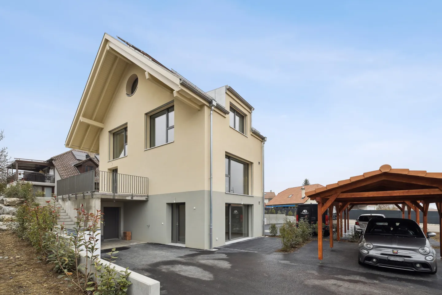 Villa Jumelée Contemporaine - Photo 2 sur 13