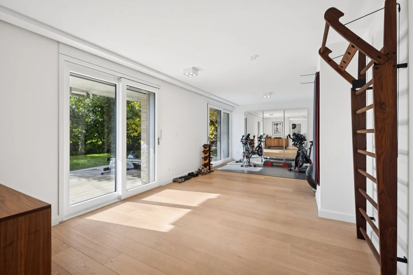 Exceptional apartment between lake and vineyards - Photo 11 of 13