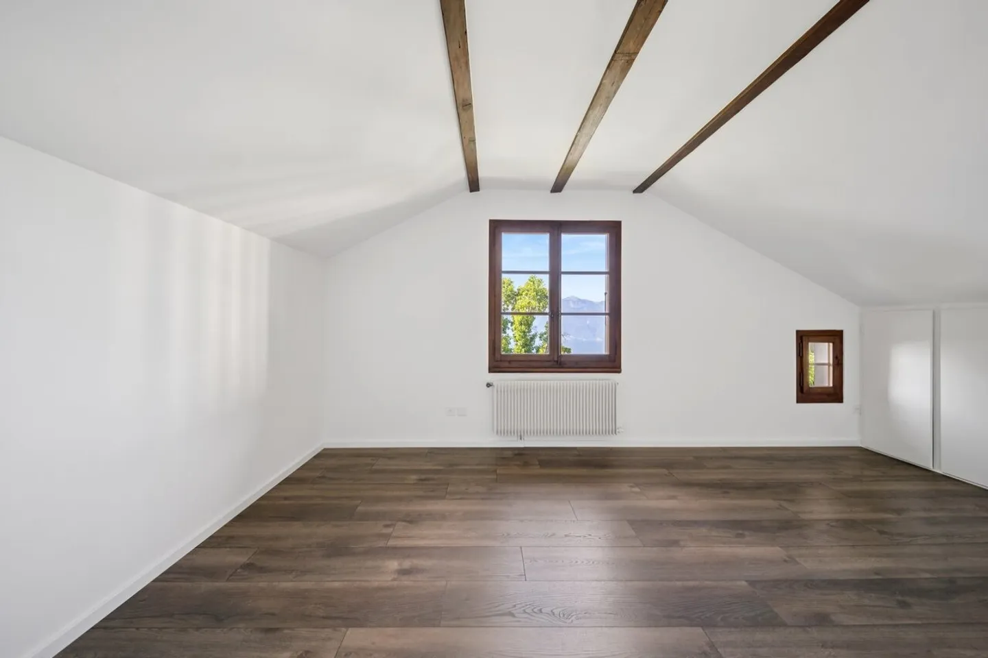 Prezzo ridotto: Incantevole chalet ristrutturato con vista! Da visitare! - Foto 6 di 13