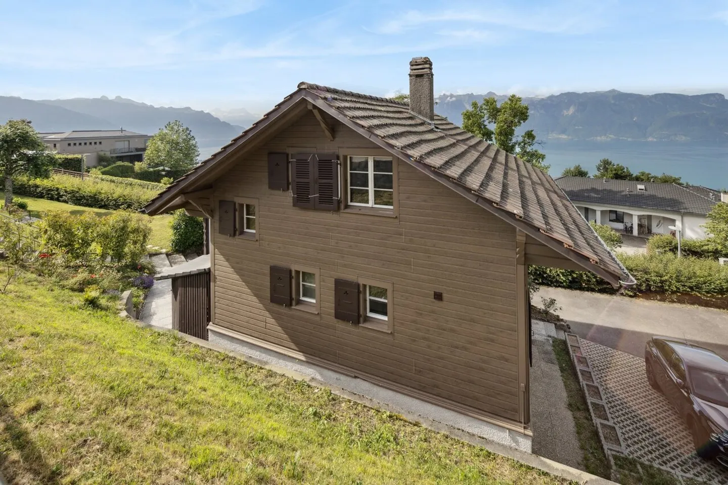 Prezzo ridotto: Incantevole chalet ristrutturato con vista! Da visitare! - Foto 8 di 13