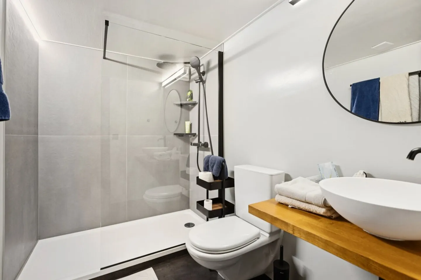 Villa individuelle avec vue panoramique sur le lac Léman - Photo 11 sur 13