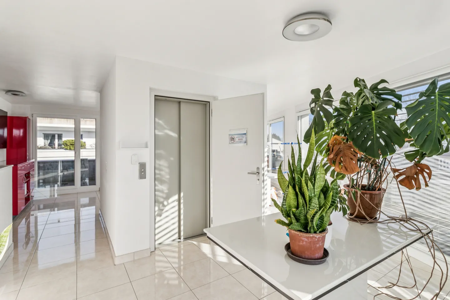 Raro attico moderno tra Losanna e Pully - Foto 5 di 12