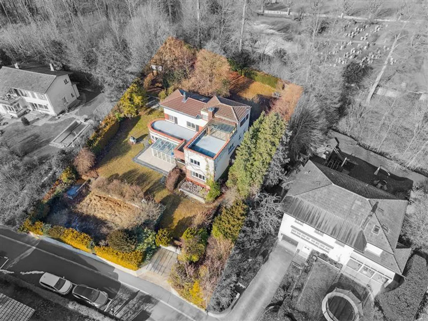 Exclusive Villa in Muri bei Bern - Photo 1 of 13