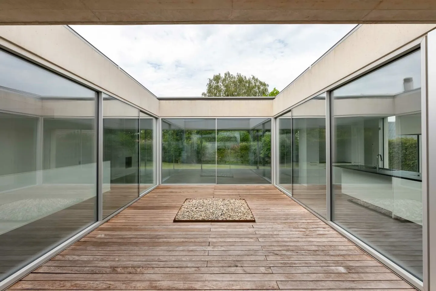 Incredibile casa contemporanea nel cuore di Terre-Sainte! - Foto 3 di 13