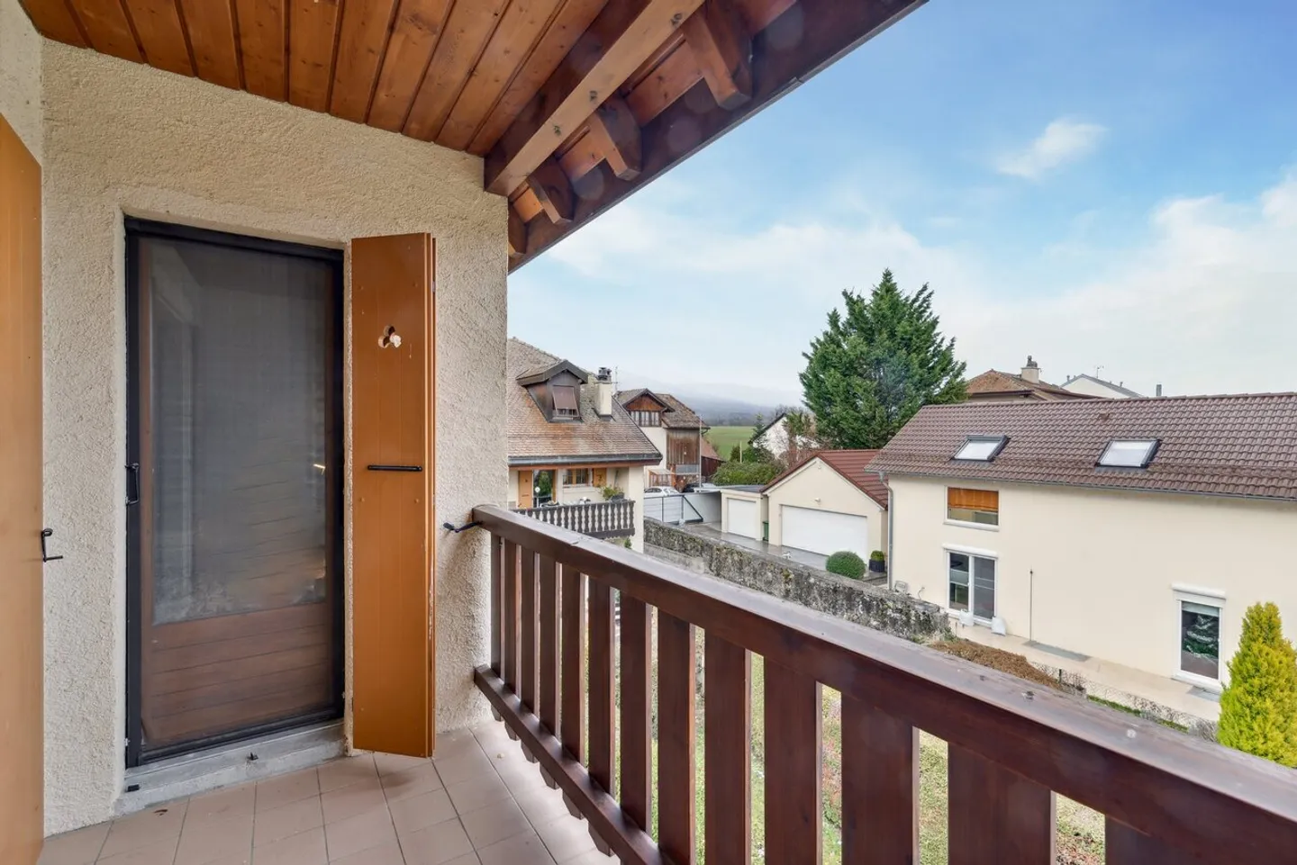 Splendido duplex in un ambiente verde - Foto 7 di 13