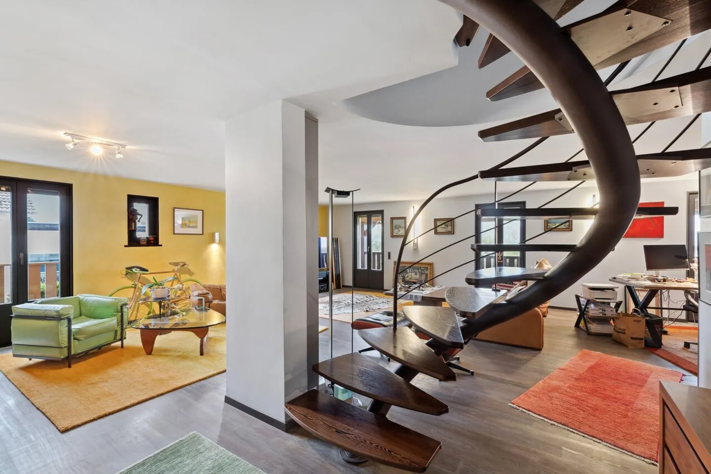Splendido duplex in un ambiente verde - Foto 2 di 13