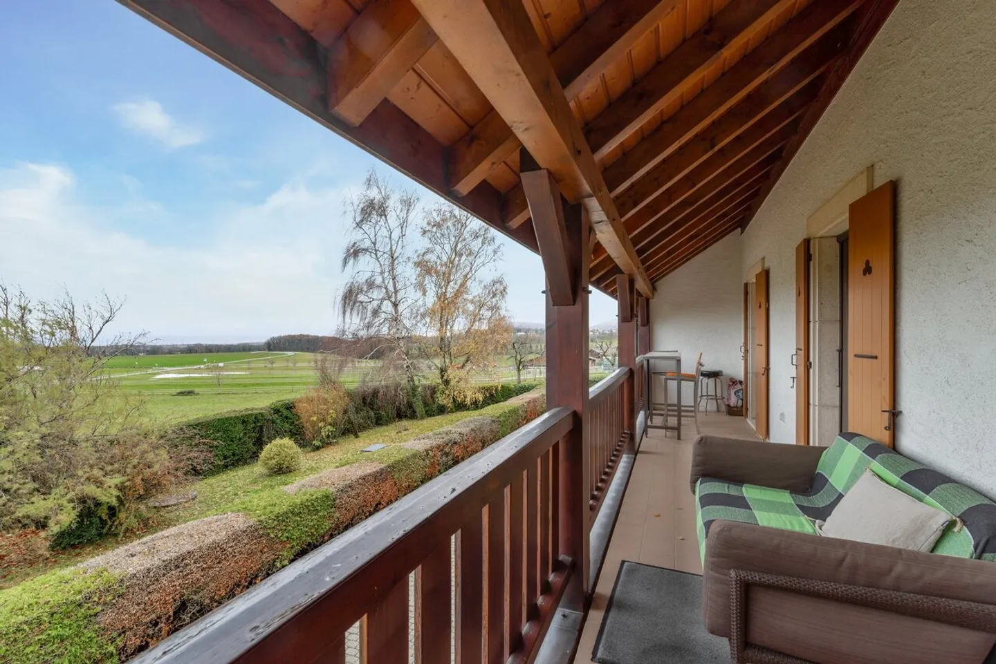 Splendido duplex in un ambiente verde - Foto 3 di 13