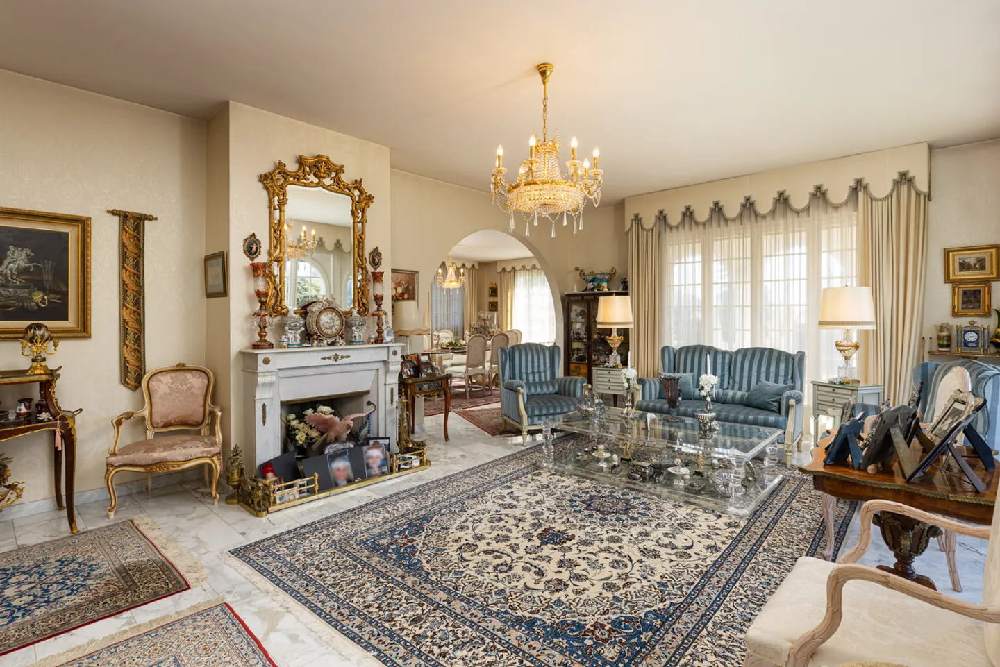 Proprietà familiare vicino a La Châtaigneraie a Founex - Foto 2 di 13