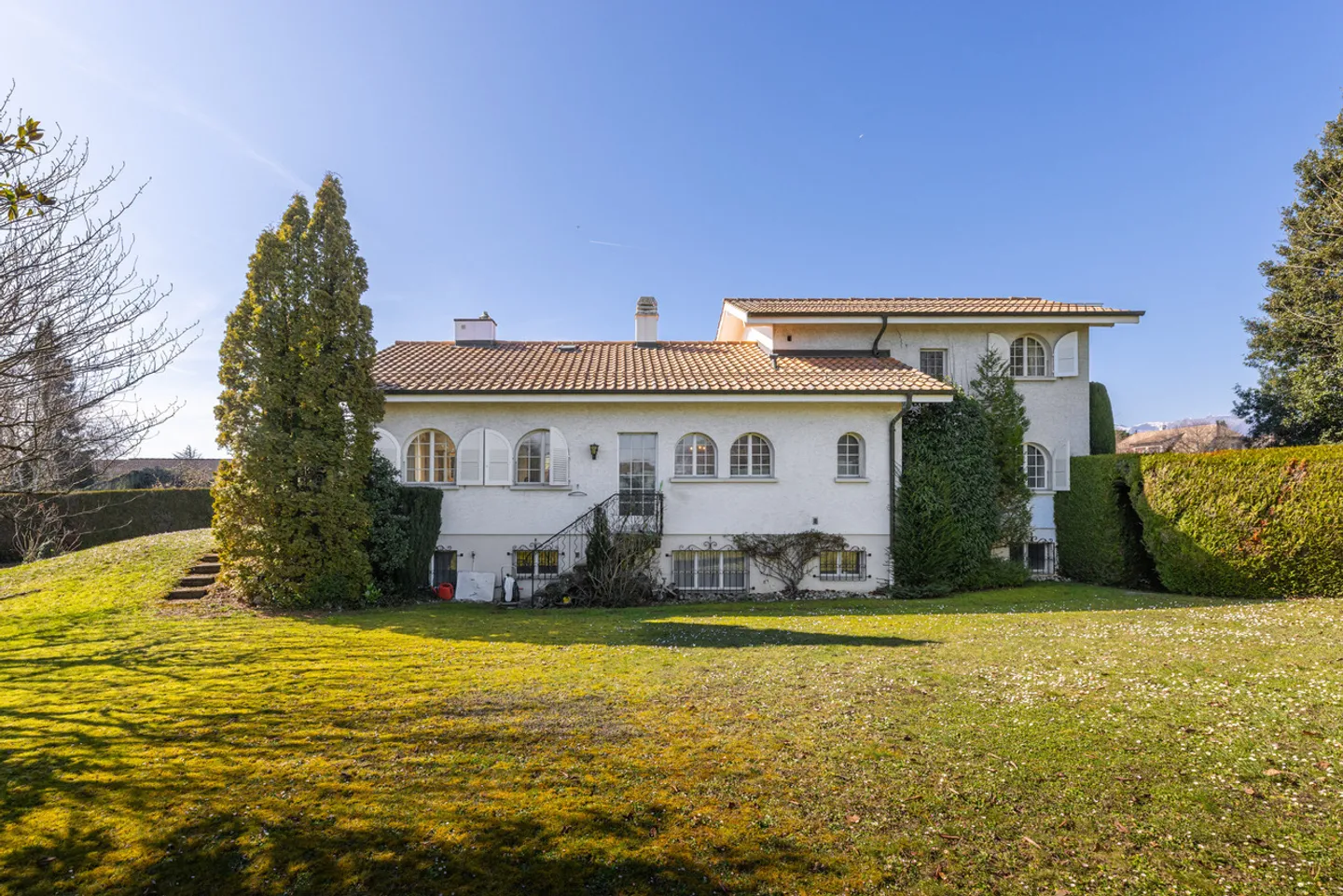 Proprietà familiare vicino a La Châtaigneraie a Founex - Foto 1 di 13