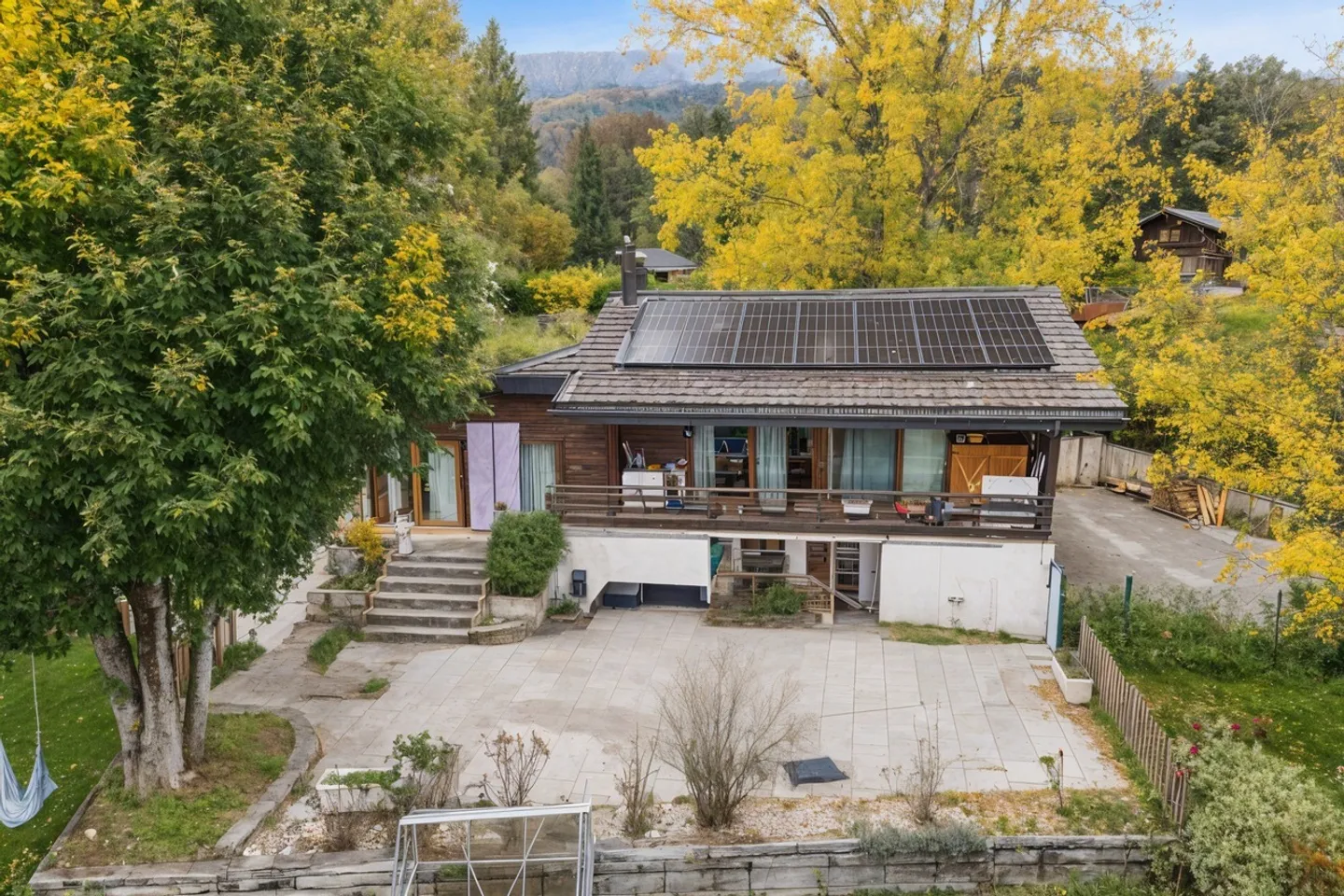 Chalet individuale, tranquillo con vista lago - Foto 1 di 11