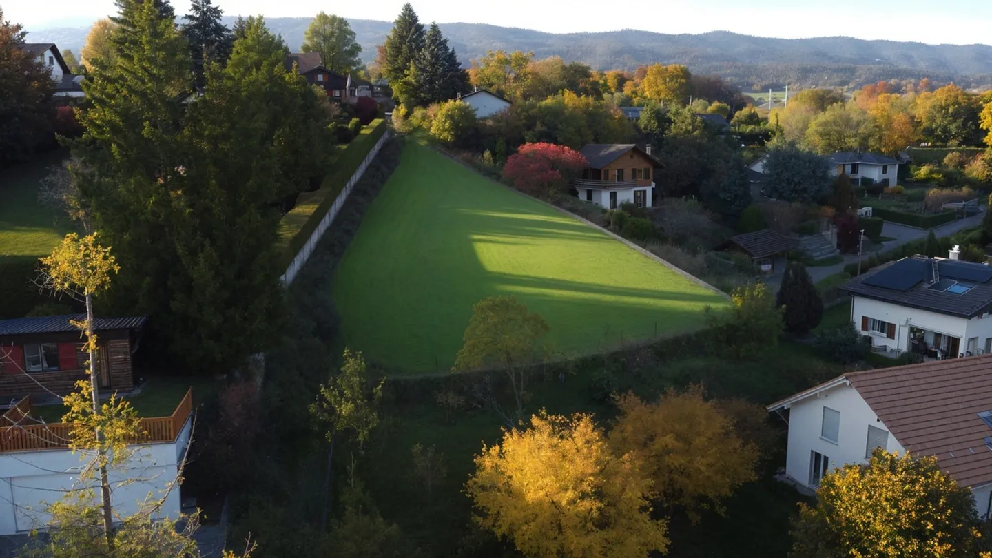 Baugrundstück in Le Vaud - Foto 1 von 9