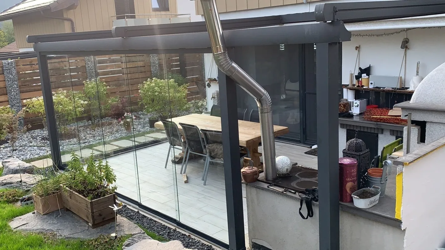 SUPERBE EINZELVILLA MIT GARTEN UND PERGOLAS - Foto 5 von 13