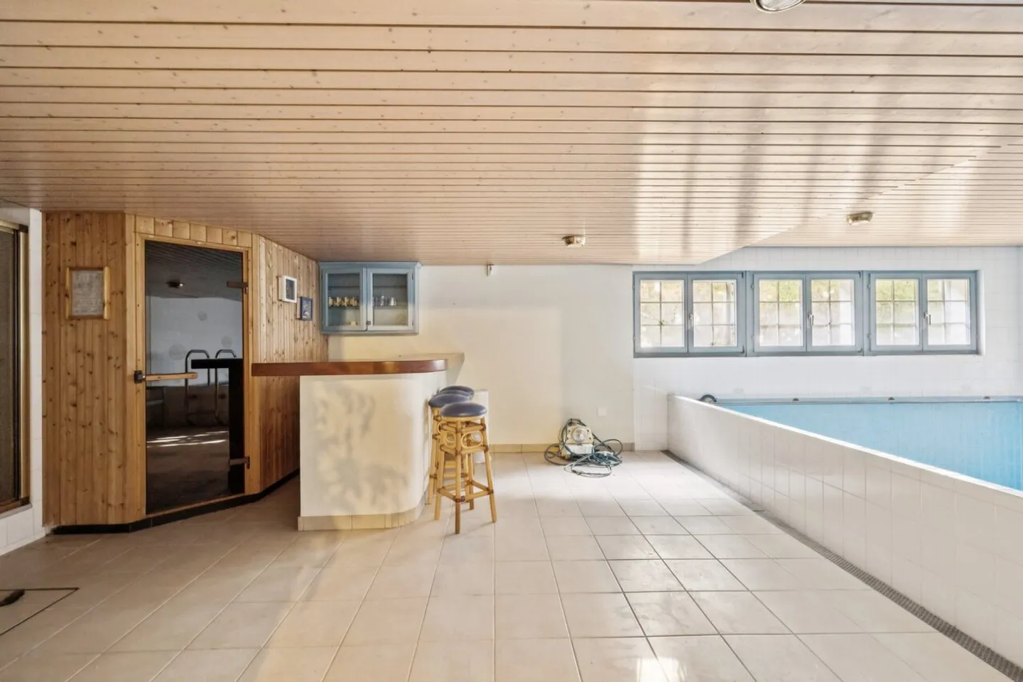 VILLA WITH UNIQUE CHARACTER - Photo 10 of 13