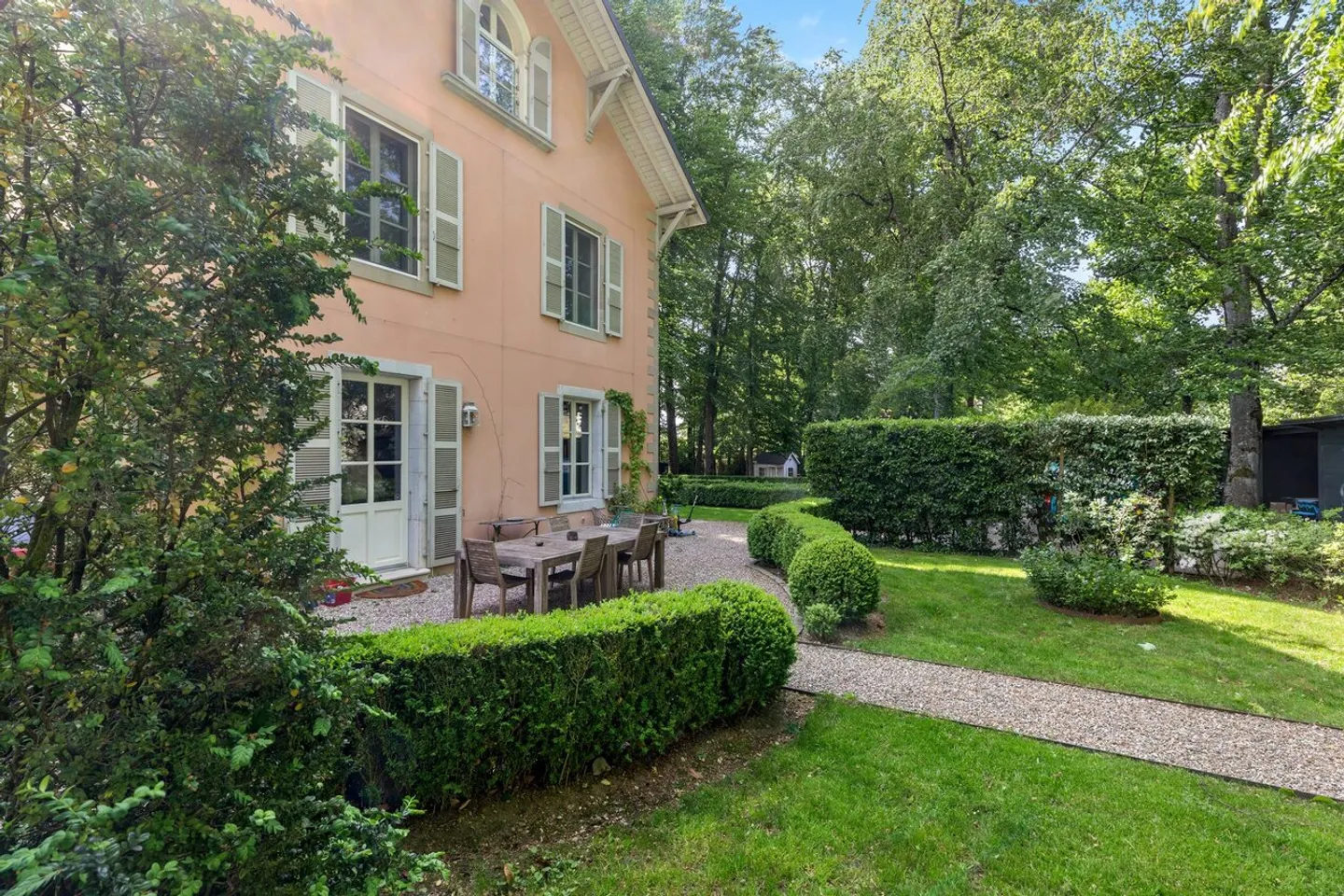 Proprietà eccezionale a due passi dal lago - Foto 5 di 13