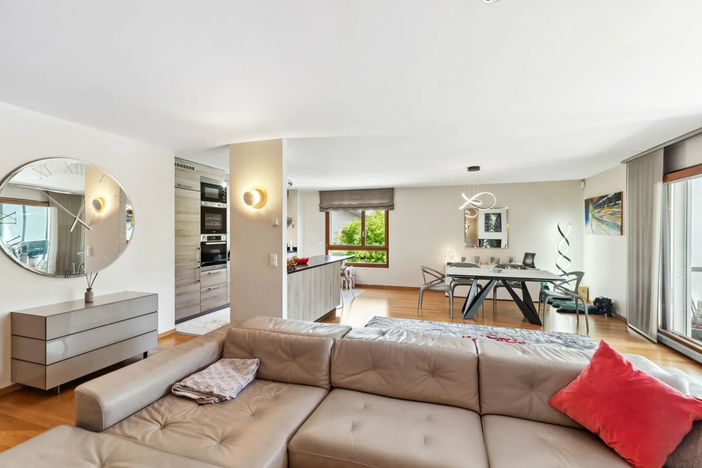 Bel appartement de standing dans un environnement calme - Photo 4 sur 13