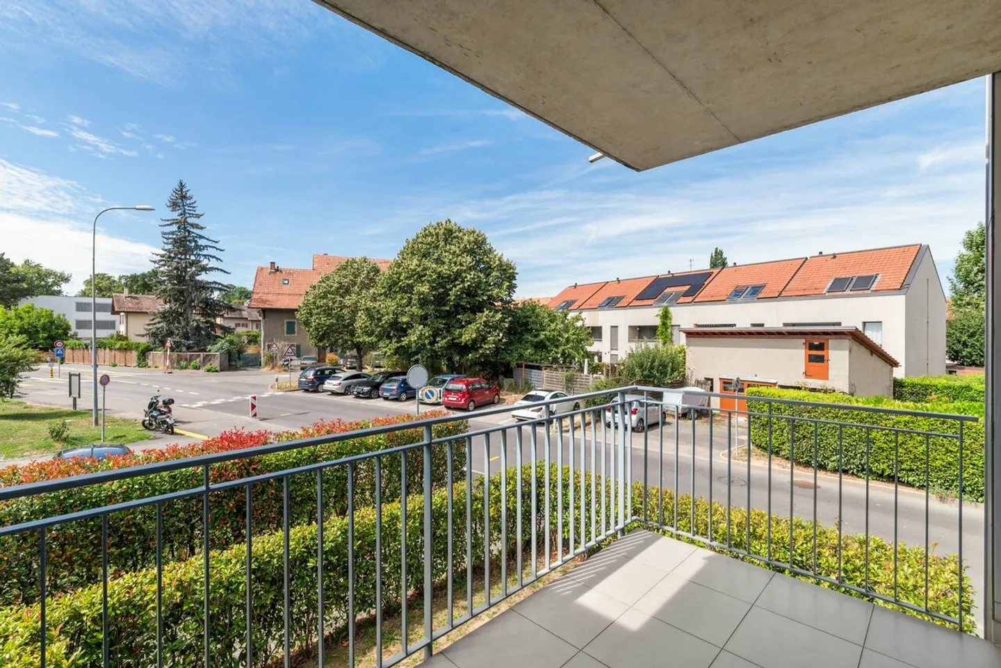 Bel appartement de standing dans un environnement calme - Photo 3 sur 13
