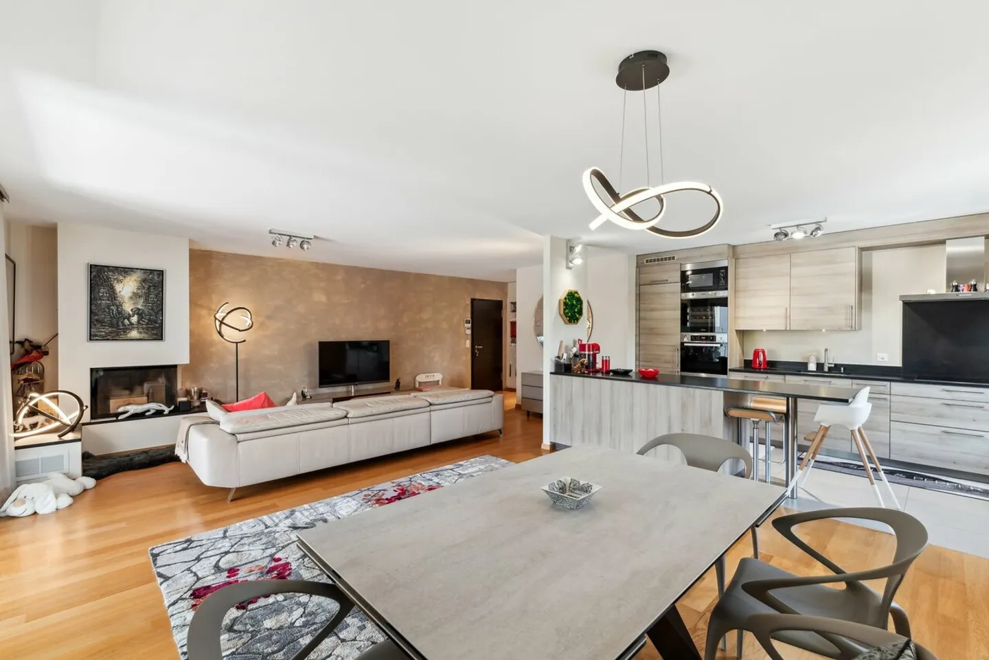 Bel appartement de standing dans un environnement calme - Photo 6 sur 13