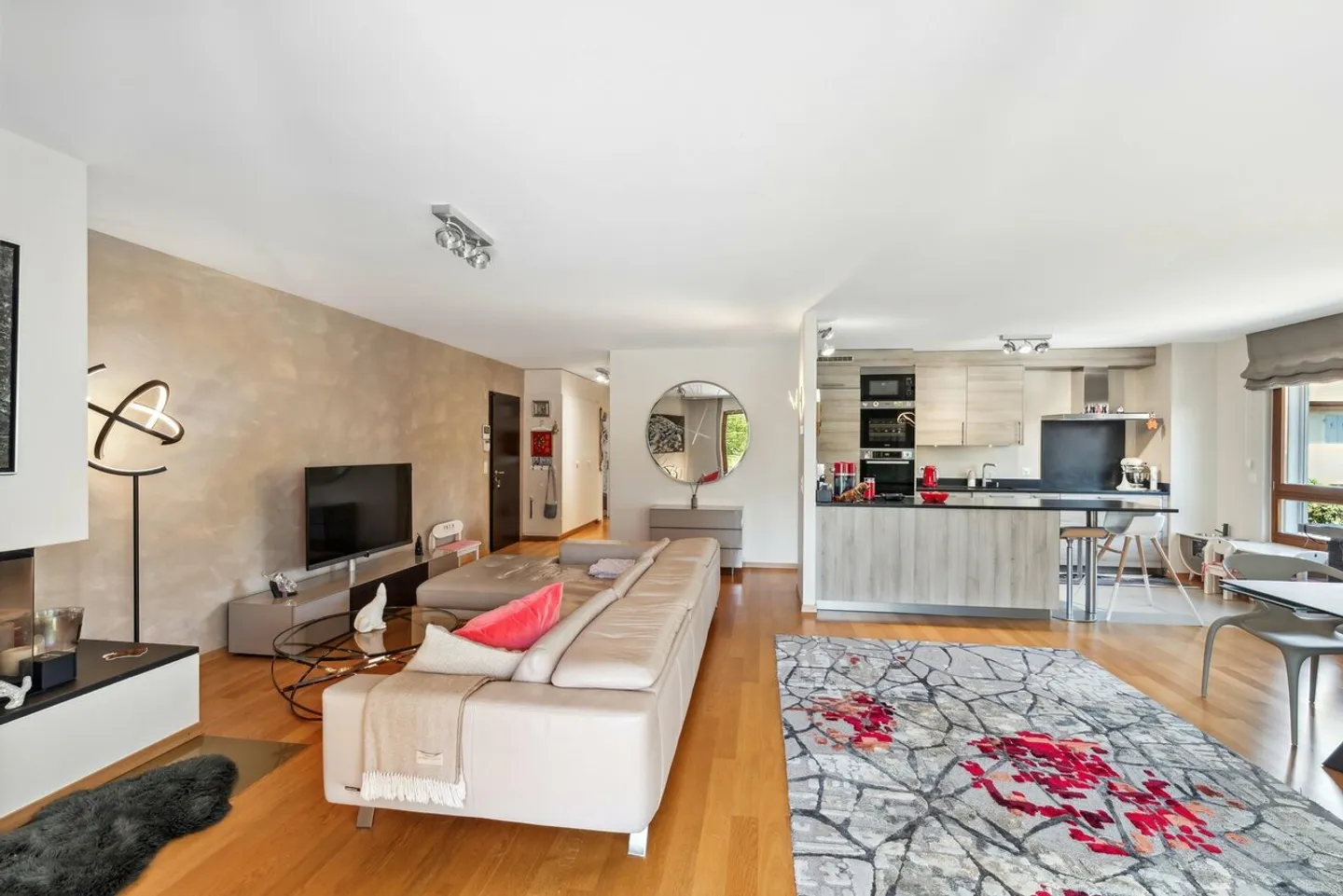 Bel appartement de standing dans un environnement calme - Photo 1 sur 13