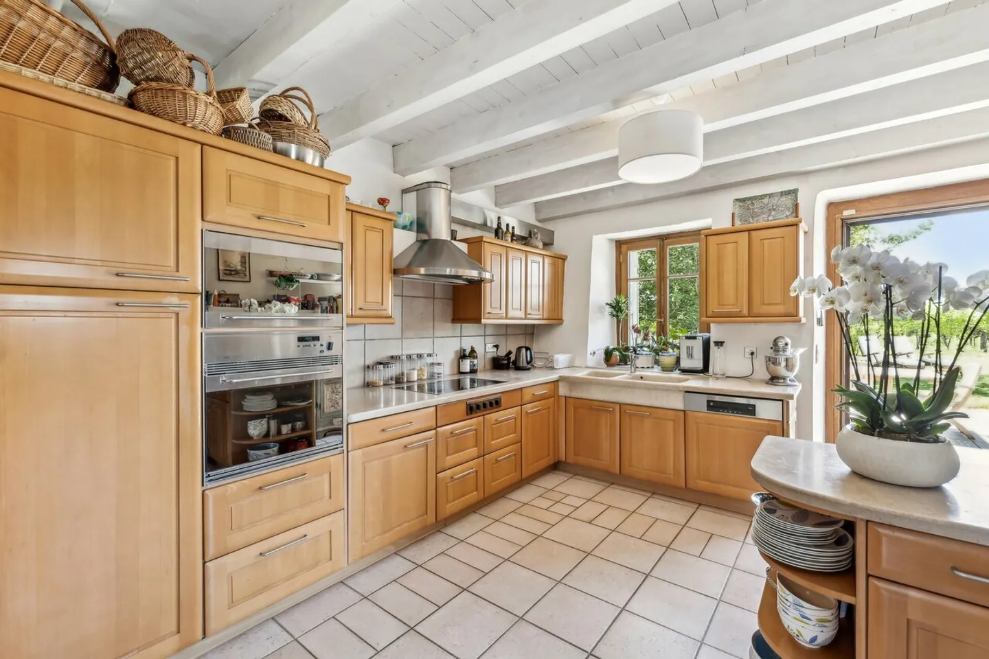 Magnifica casa con carattere nel cuore di Jussy - Foto 4 di 9