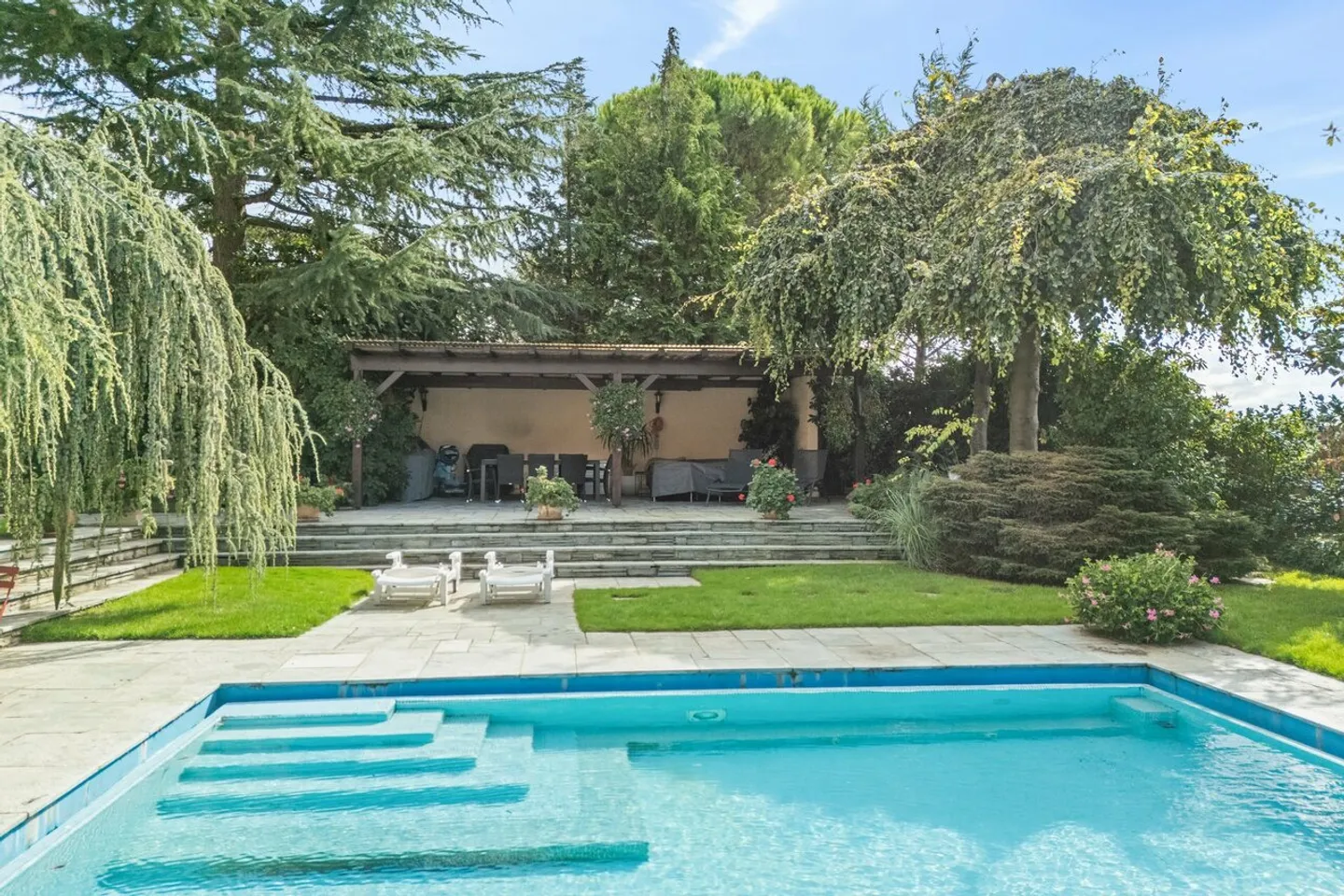 ECCEZIONALE CASA GENEVESE Ambiente residenziale - Foto 3 di 13