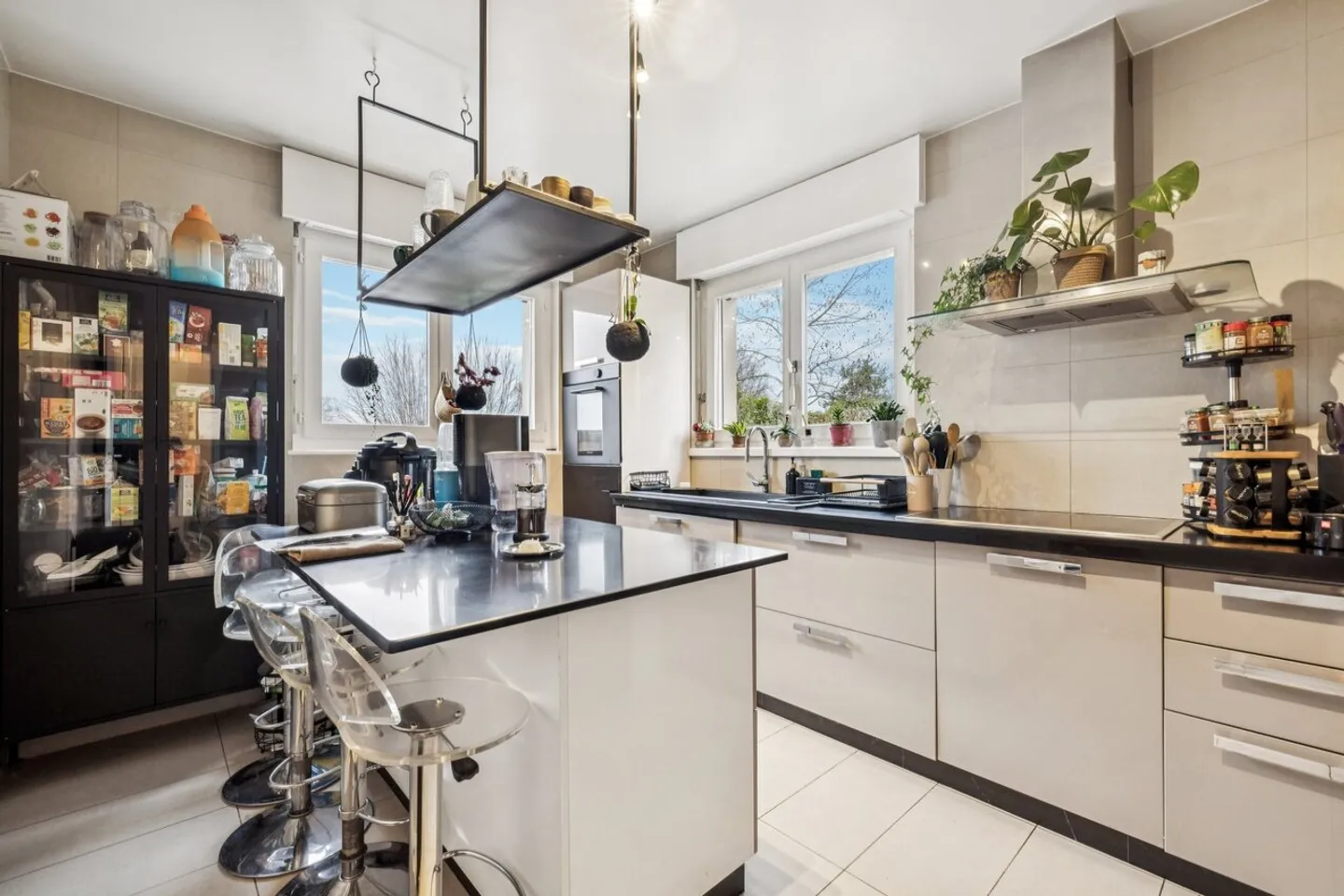 Elegant semi-detached house, green setting in Corsier - Photo 4 of 13