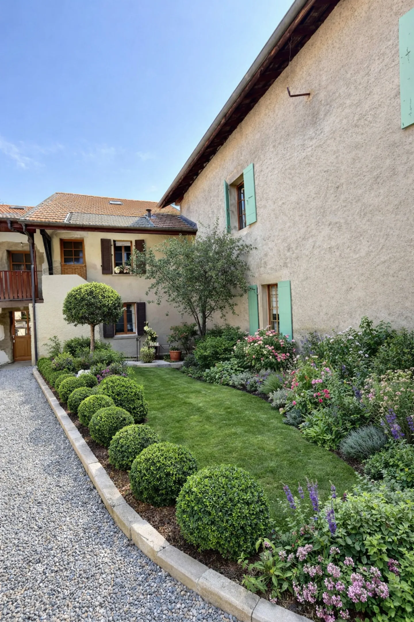 Charming character house in the heart of Landecy - Photo 5 of 5