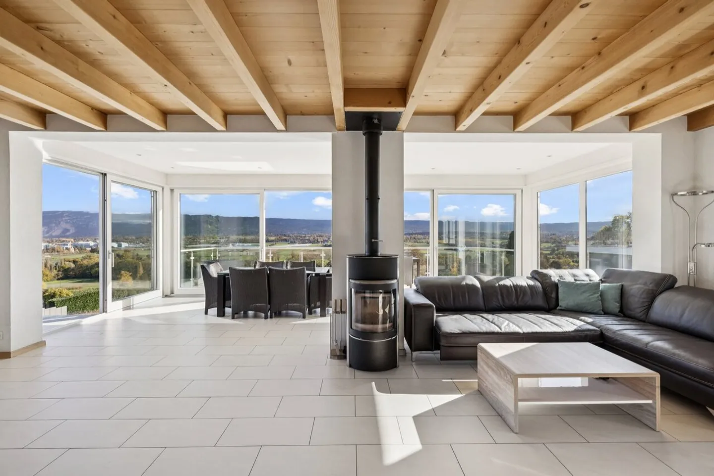 Einzelvilla mit Panoramablick - Foto 3 von 13