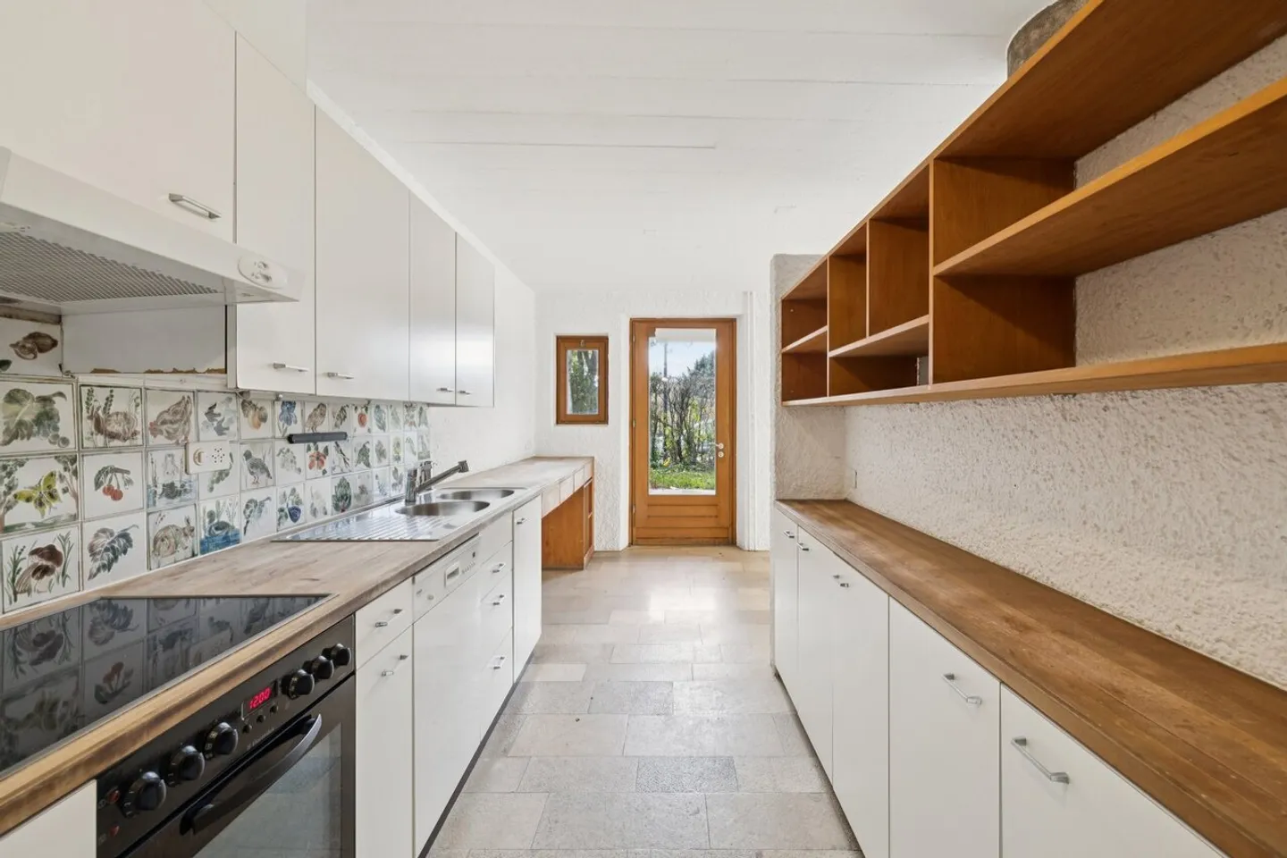 Charming village house with character in the heart of Dardagny - Photo 3 of 10